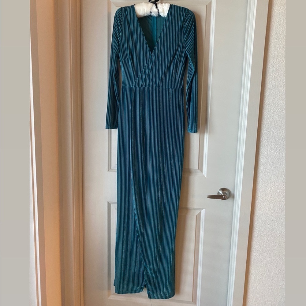 Long Velvet stretchy Green dress.